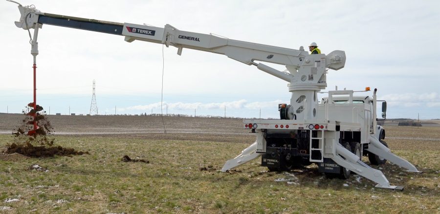 Terex Utilities introduces Strongest Digger Derrick in the Transmission Market