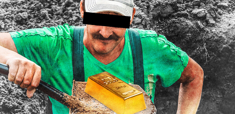 construction-contractor-find-treasure