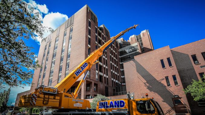 Thorough site evaluation ensures that crane operations run smoothly with the correct equipment and lift plan in place from the start. When ground conditions and access paths are accurately assessed, project teams experience safer and more predictable lifting performance. Photo Credit: Inland Crane