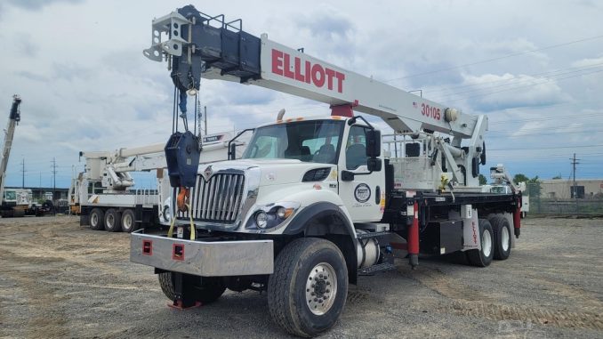 Boom trucks use telescopic or articulating booms mounted on a truck chassis to lift materials and personnel to elevated work areas. Their load capacity and reach are determined by manufacturer load charts that must be followed for safe operation. Photo Credit: Scott Powerline and Utility Equipment, LLC