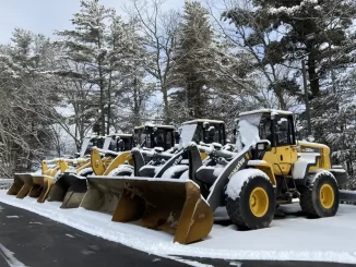 New heavy equipment offers stronger warranty protection and predictable maintenance schedules that support long term project planning. These advantages make new machines a reliable choice for contractors working in high demand or regulated environments. Photo Credit: T-Quip Sales & Rentals