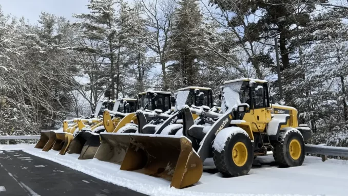 New heavy equipment offers stronger warranty protection and predictable maintenance schedules that support long term project planning. These advantages make new machines a reliable choice for contractors working in high demand or regulated environments. Photo Credit: T-Quip Sales & Rentals