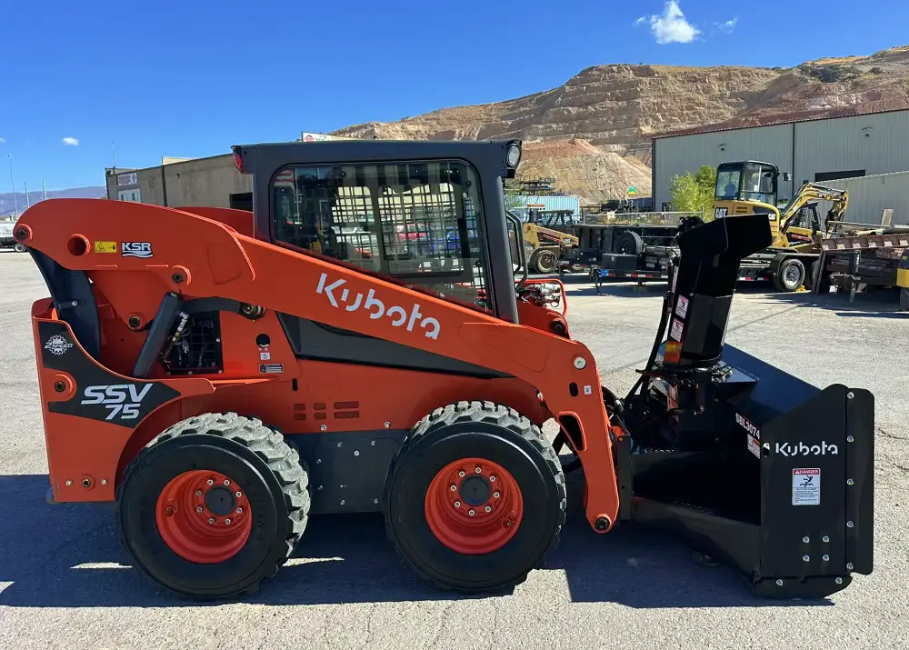 Most heavy equipment components follow hour based wear patterns, but operating environment and duty cycle can significantly change expected lifespan. This is why buyers must evaluate both hours and condition together. Photo Credit: Dog Face Equipment