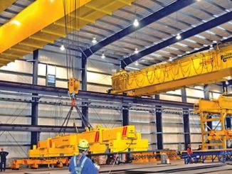 Wire rope slings distribute load across multiple wire strands, allowing them to conform to large or irregular shapes. Their flexibility can reduce surface damage but makes internal wear harder to detect. Photo Credit: Mazzella Companies