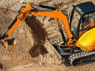 Rubber tracks spread the machine’s weight over a larger surface area, which lowers ground pressure and prevents sinking in soft soil. This helps machines keep moving smoothly in mud, sand, or loose terrain. Photo Credit: Trelleborg Tires