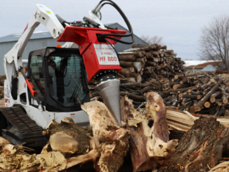 The HF-800 2-Speed Cone Screw Log Splitter uses a rotating cone screw to break apart large logs. The two-speed motor helps the splitter adjust power for tough material and lower-flow machines. Photo Credit: U.S. Pride Products