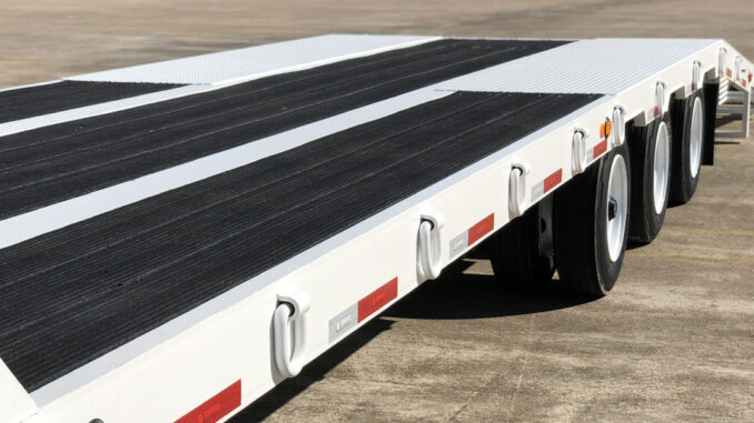 White Choice multi-axle tag trailer deck